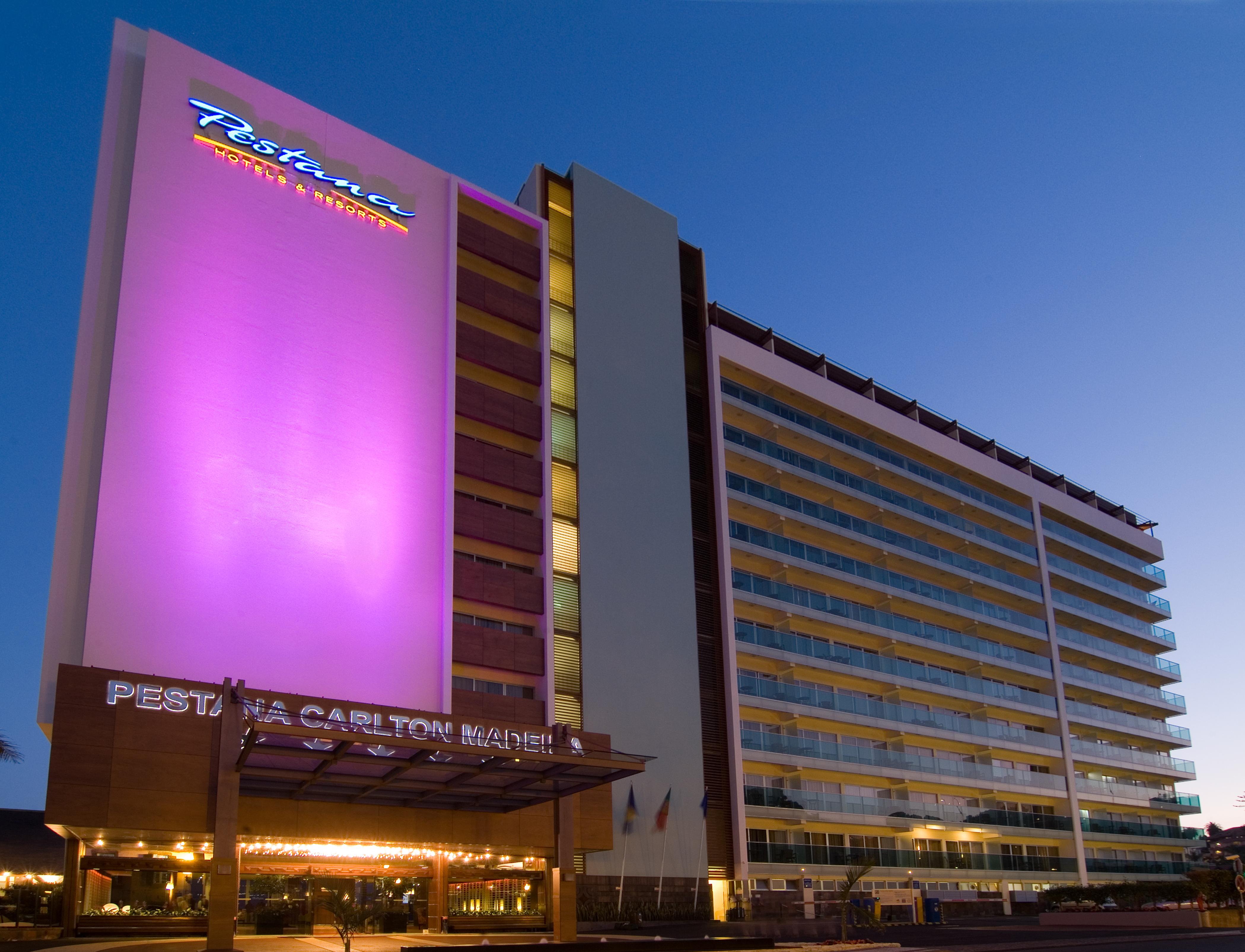 Pestana Carlton Madeira Ocean Resort Hotel Фуншал Екстер'єр фото The Star Gold Coast