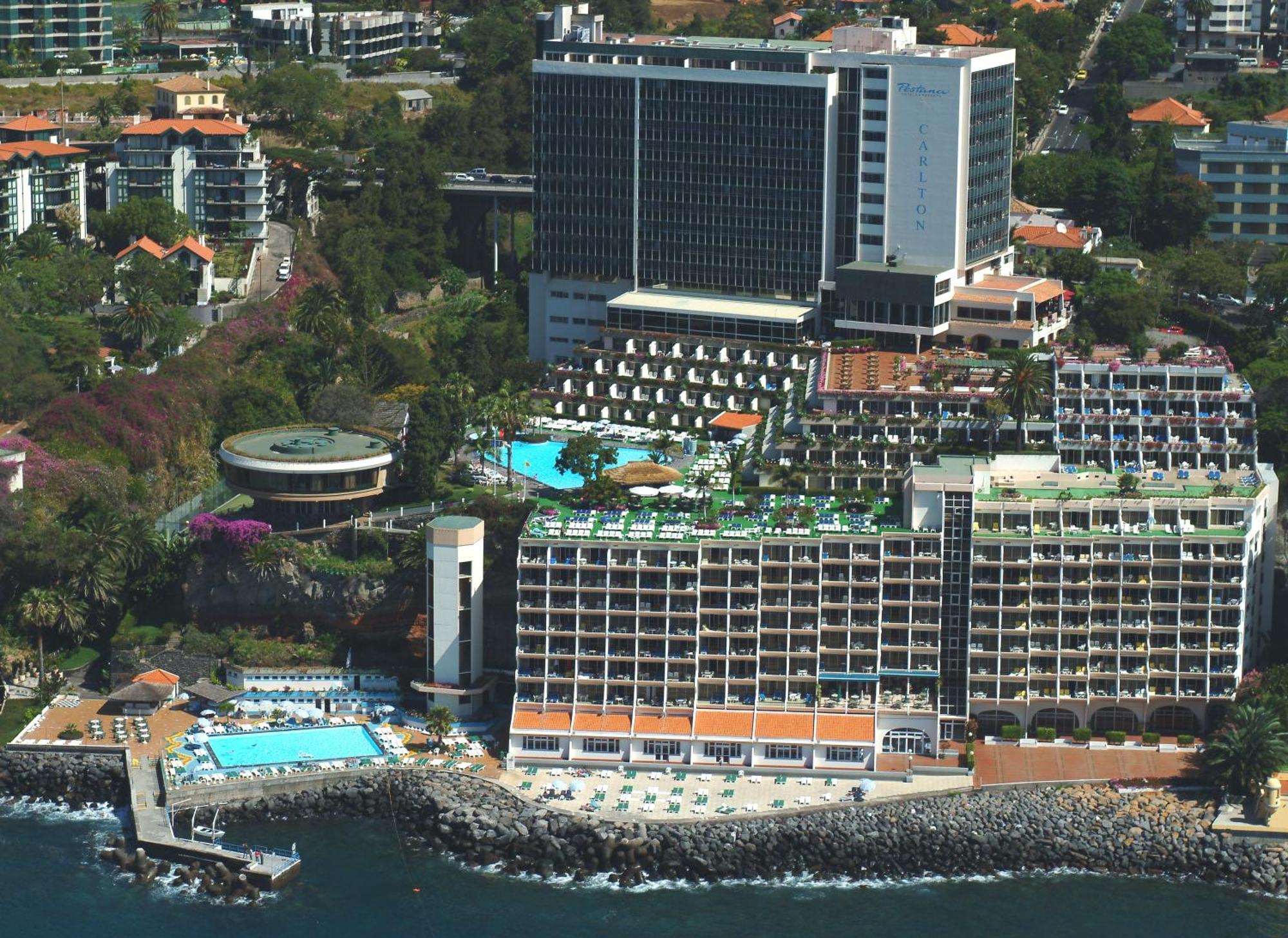 Pestana Carlton Madeira Ocean Resort Hotel Фуншал Екстер'єр фото Aerial view of the resort